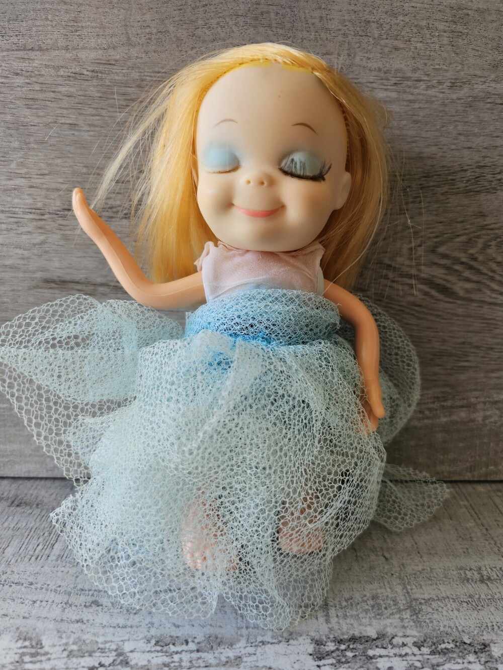 Vtg Uneeda Little Sophisticates Doll - Marika 1967 Blue Tulle